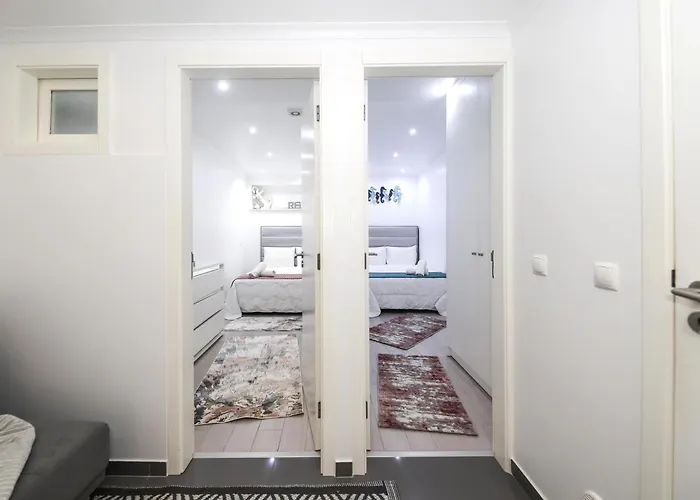 Dina House نازاريه
